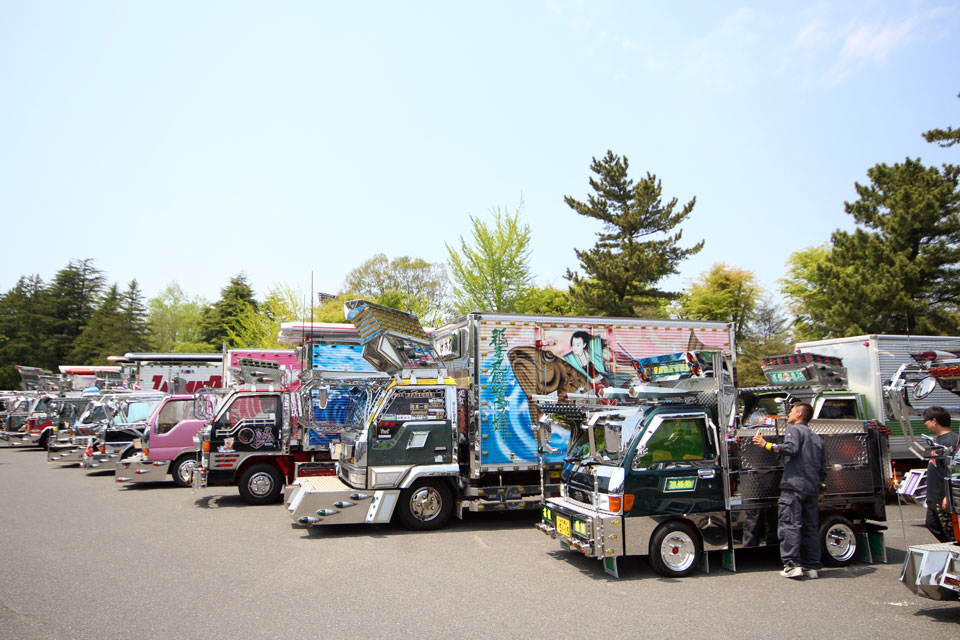 dekotora2