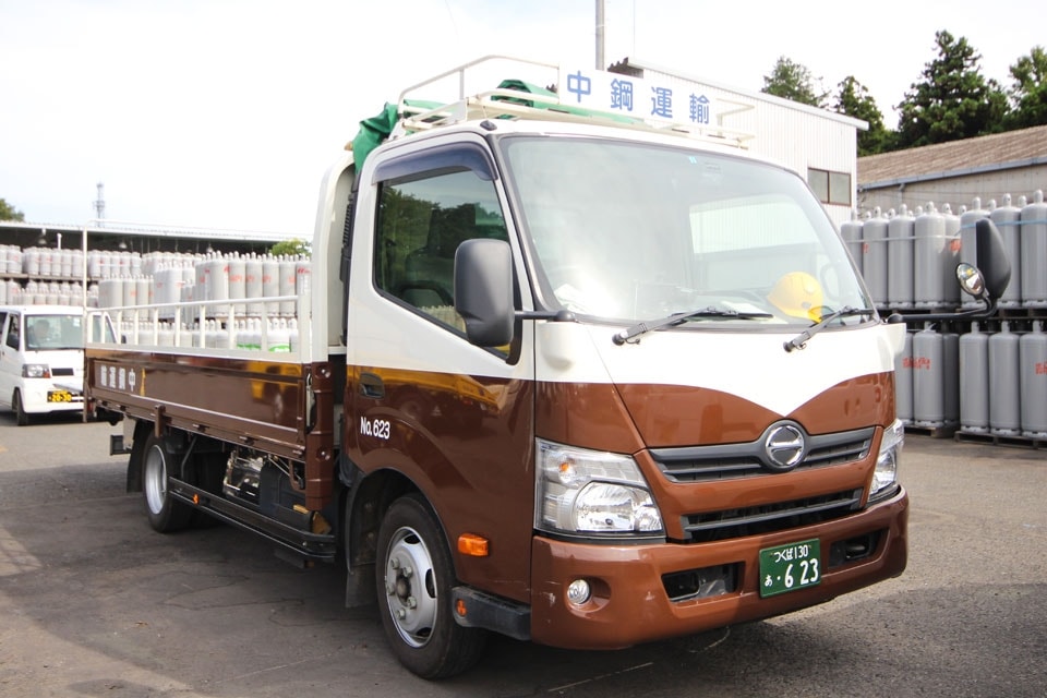 中鋼運輸トラック